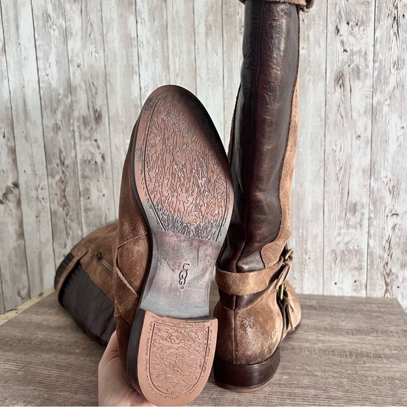 UGG Women’s Cydnee Leather and Suede Tall Boots Size 8 - Picture 11 of 11